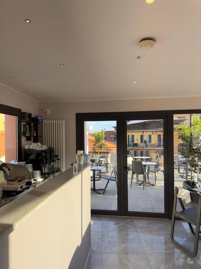 Prima Fila Premium Guest House Sanremo Exterior foto
